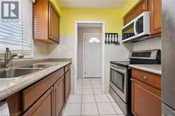 212 HERITAGE Drive | Kitchener Ontario | Slide Image Thirteen
