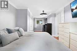 31 BERRISFIELD Crescent | Hamilton Ontario | Slide Image Seventeen