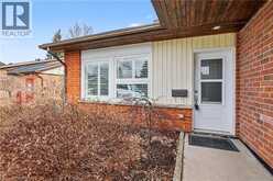 22 SISTER KERN Terrace | Hamilton Ontario | Slide Image Three