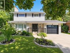 36 BUCKINGHAM Drive Hamilton Ontario, L9C 2G5