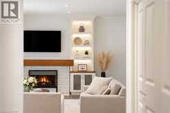 270 POPLAR Drive | Burlington Ontario | Slide Image Nine