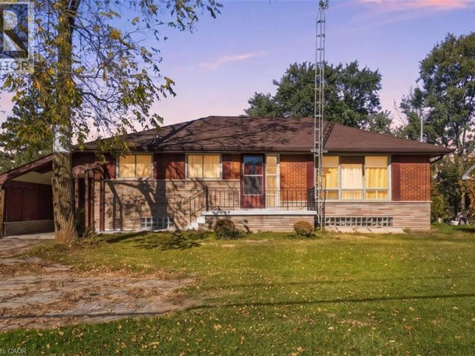 1181 HIGHWAY NO. 8, Hamilton, Ontario L8E 5G8