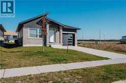 329 MARY ROSE Avenue | Port Elgin Ontario | Slide Image Ten