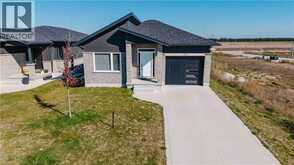 329 MARY ROSE Avenue | Port Elgin Ontario | Slide Image Nine
