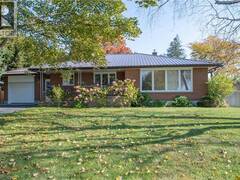 477 DELCREST Avenue Delhi Ontario, N4B 2T6