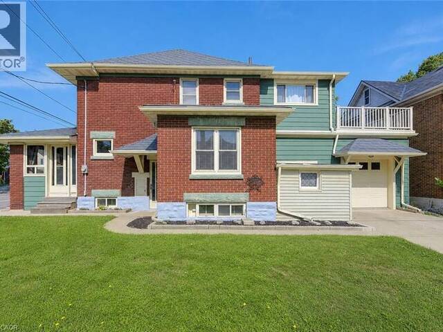 224 WEBER Street E Kitchener Ontario, N2H 1E8 - 3 Bedrooms Home For Sale