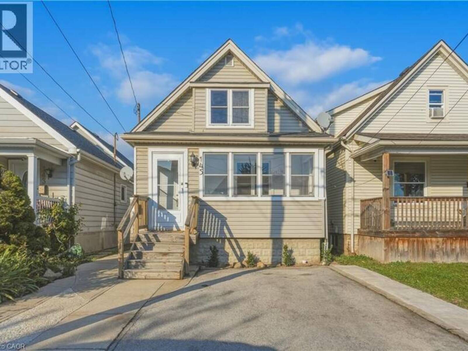 145 CAMPBELL Avenue, Hamilton, Ontario L8H 2G2