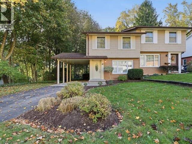 80 CHURCHILL Drive Cambridge Ontario, N1S 3V2 - 3 Bedrooms Home For Sale