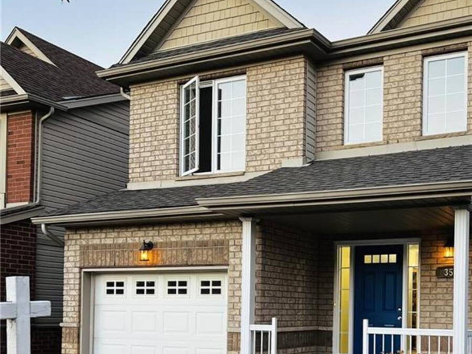 352 SAUVE Crescent, Waterloo, Ontario N2T 2Y8