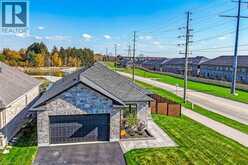 30 WHITING Drive | Paris Ontario | Slide Image Five