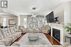 97 NARBONNE Crescent | Hamilton Ontario | Slide Image Eighteen