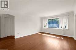 272 UPPER PARADISE Road | Hamilton Ontario | Slide Image Thirteen
