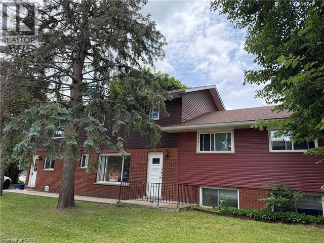 379 HOLLY Street Waterloo Ontario, N2L 4G5 - Multi-family Home For Sale