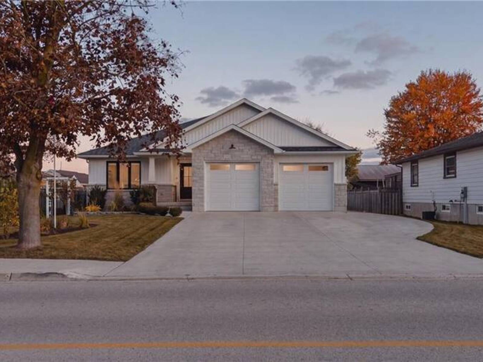 635 KING Street, Minto, Ontario N0G 2P0