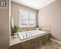 293 SEABROOK Drive | Kitchener Ontario | Slide Image Thirty-five