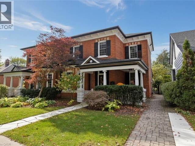 114 MELVILLE Street Dundas Ontario, L9H 2A5 - 4 Bedrooms Home For Sale