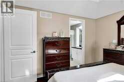 52 DAWN Crescent | Cambridge Ontario | Slide Image Sixteen