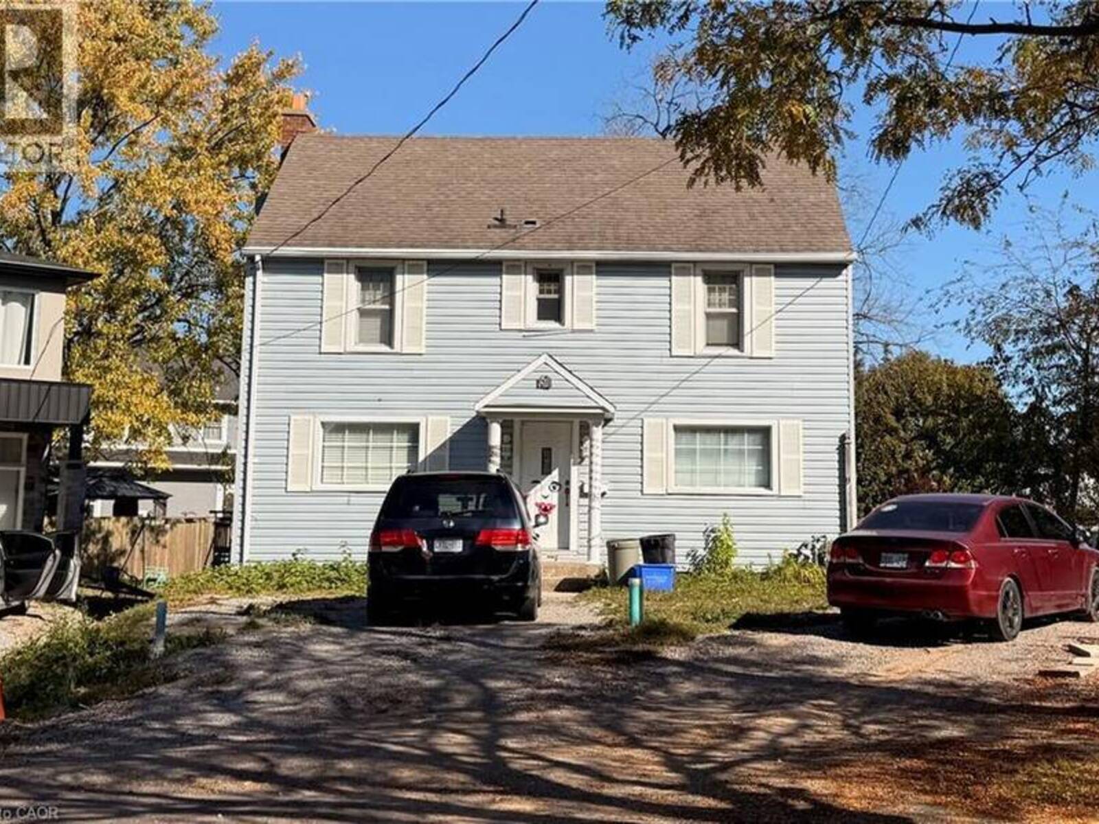 24 WALNUT Street, Welland, Ontario L3C 1E9