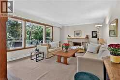 2086 GLENFOREST Crescent | Oakville Ontario | Slide Image Eleven