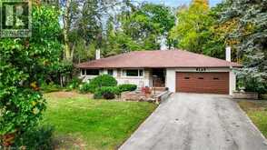 2086 GLENFOREST Crescent | Oakville Ontario | Slide Image Two