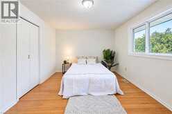 30 HAMPTON Place | Kitchener Ontario | Slide Image Eighteen