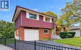 30 HAMPTON Place | Kitchener Ontario | Slide Image Three