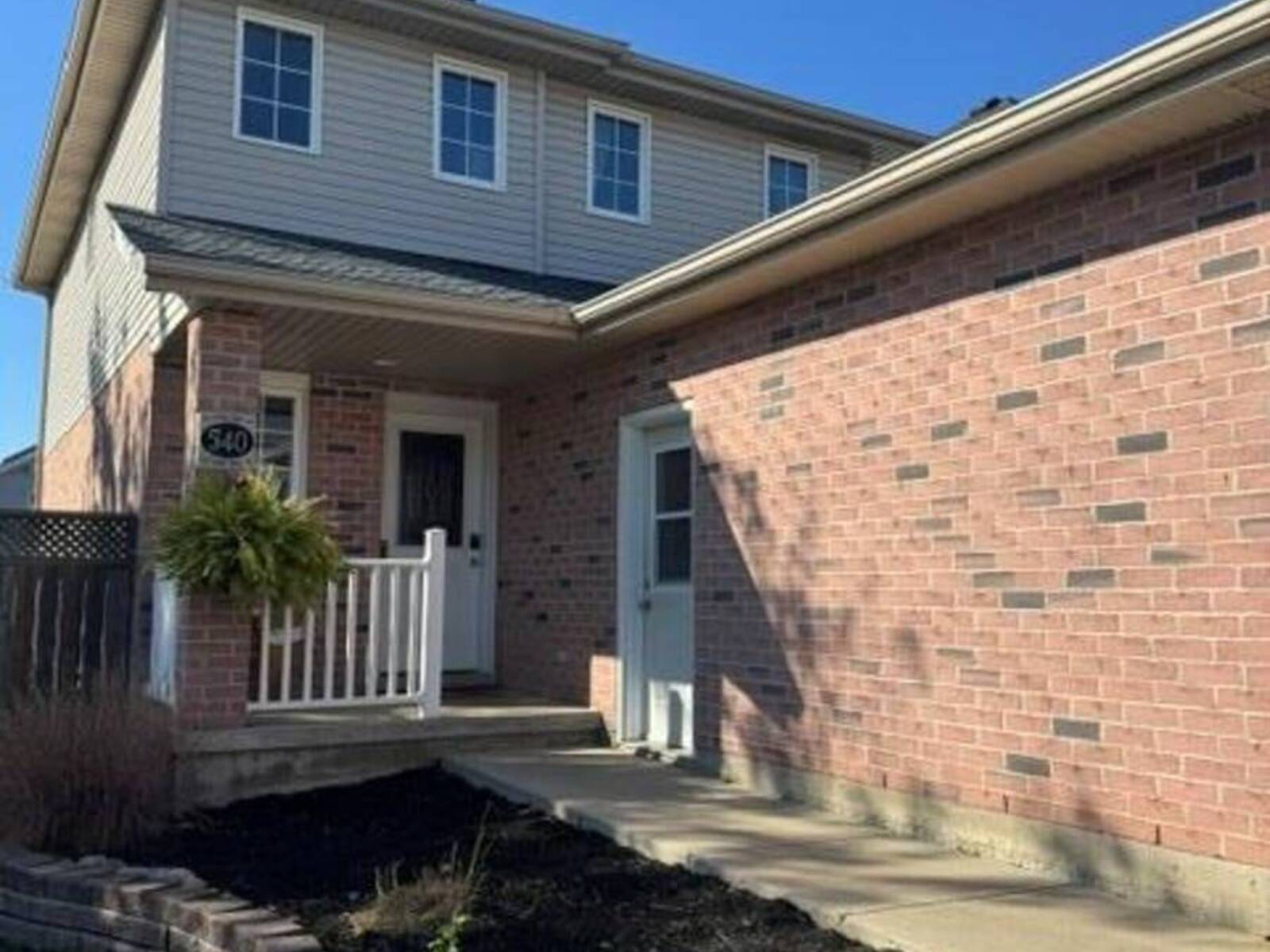 540 ONTARIO Street, Woodstock, Ontario N4V 1H2