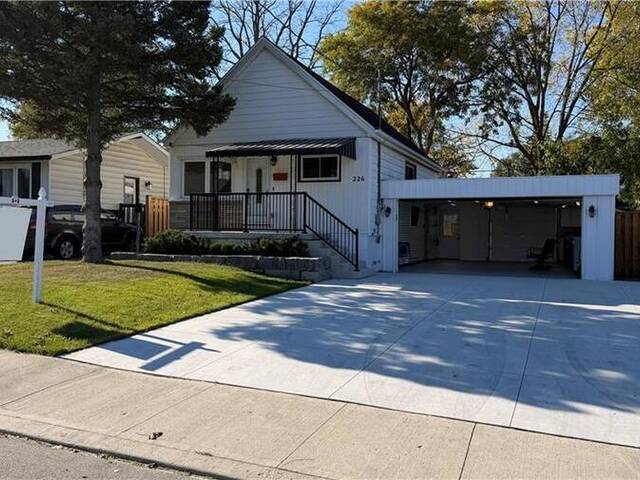 226 WEST 18TH Street Hamilton Ontario, L9C 4G9 - Property For Sale
