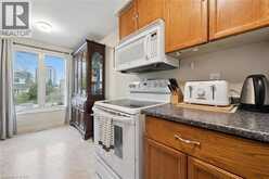32 JANSEN Avenue | Kitchener Ontario | Slide Image Seven