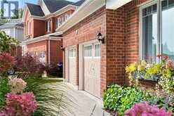 296 FALLING GREEN Crescent | Kitchener Ontario | Slide Image Four
