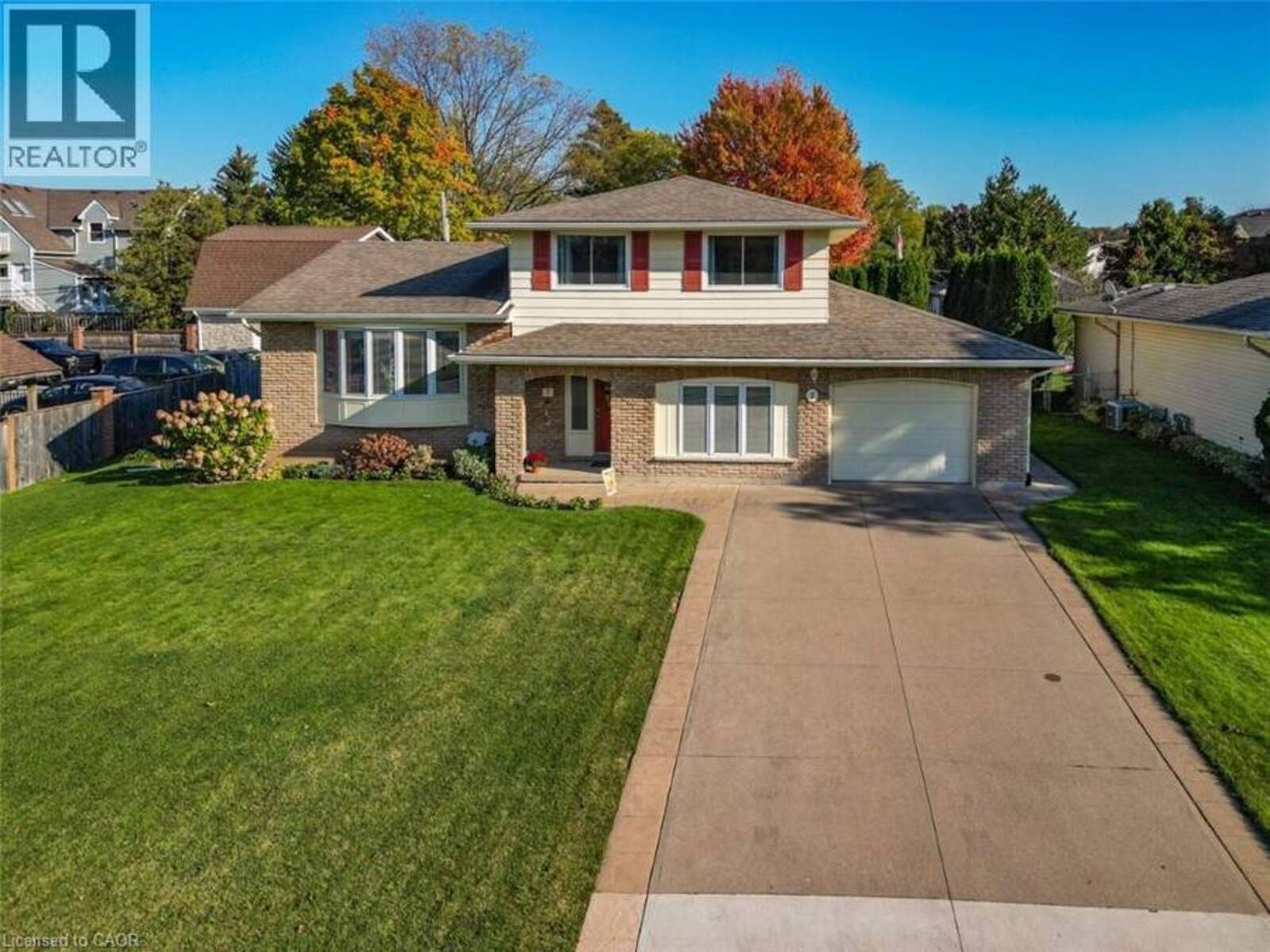 7 GOVERNOR'S Road, Grimsby, Ontario L3M 2Y3