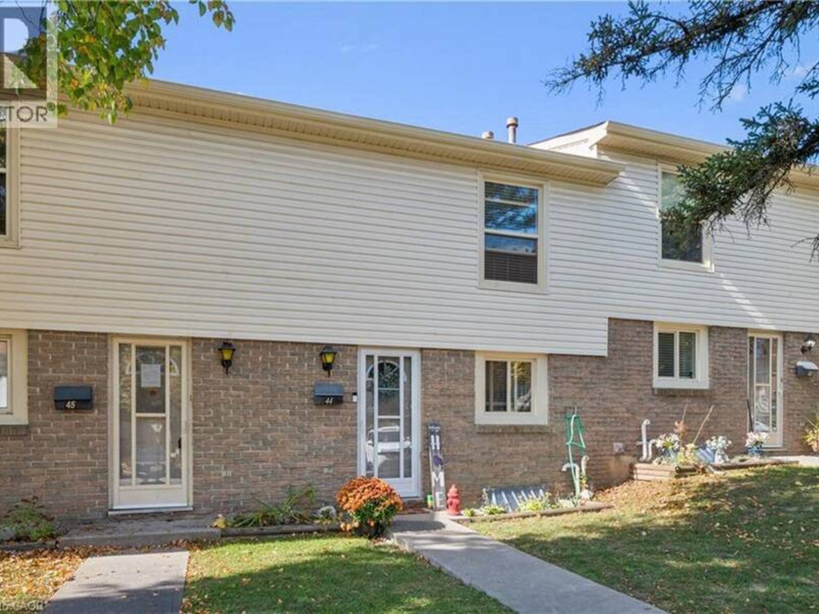 165 GREEN VALLEY Drive Unit# 44, Kitchener, Ontario N2P 1K3