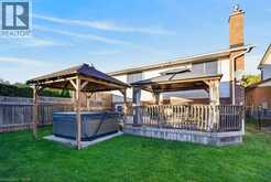 4 VANCE Crescent | Waterdown Ontario | Slide Image Thirty