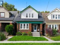 158 LONDON Street S Hamilton Ontario, L8K 2G9