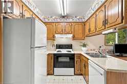 30 CARLYLE Place | Kitchener Ontario | Slide Image Eighteen