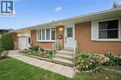 52 D'ARCY Place | Kitchener Ontario | Slide Image Four