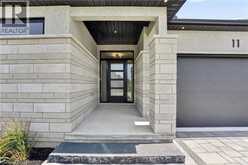 11 OAKLEY Drive | Niagara-on-the-Lake Ontario | Slide Image Five