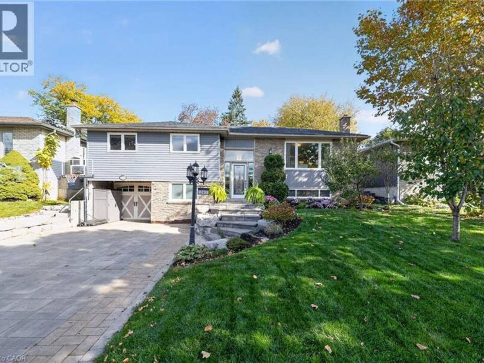 241 BOUSFIELD Crescent, Milton, Ontario L9T 3N5