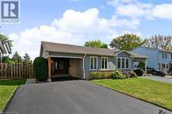 2355 MIDDLESMOOR Crescent | Burlington Ontario | Slide Image One