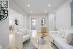 256 ROSSLYN Avenue N | Hamilton Ontario | Slide Image Eight