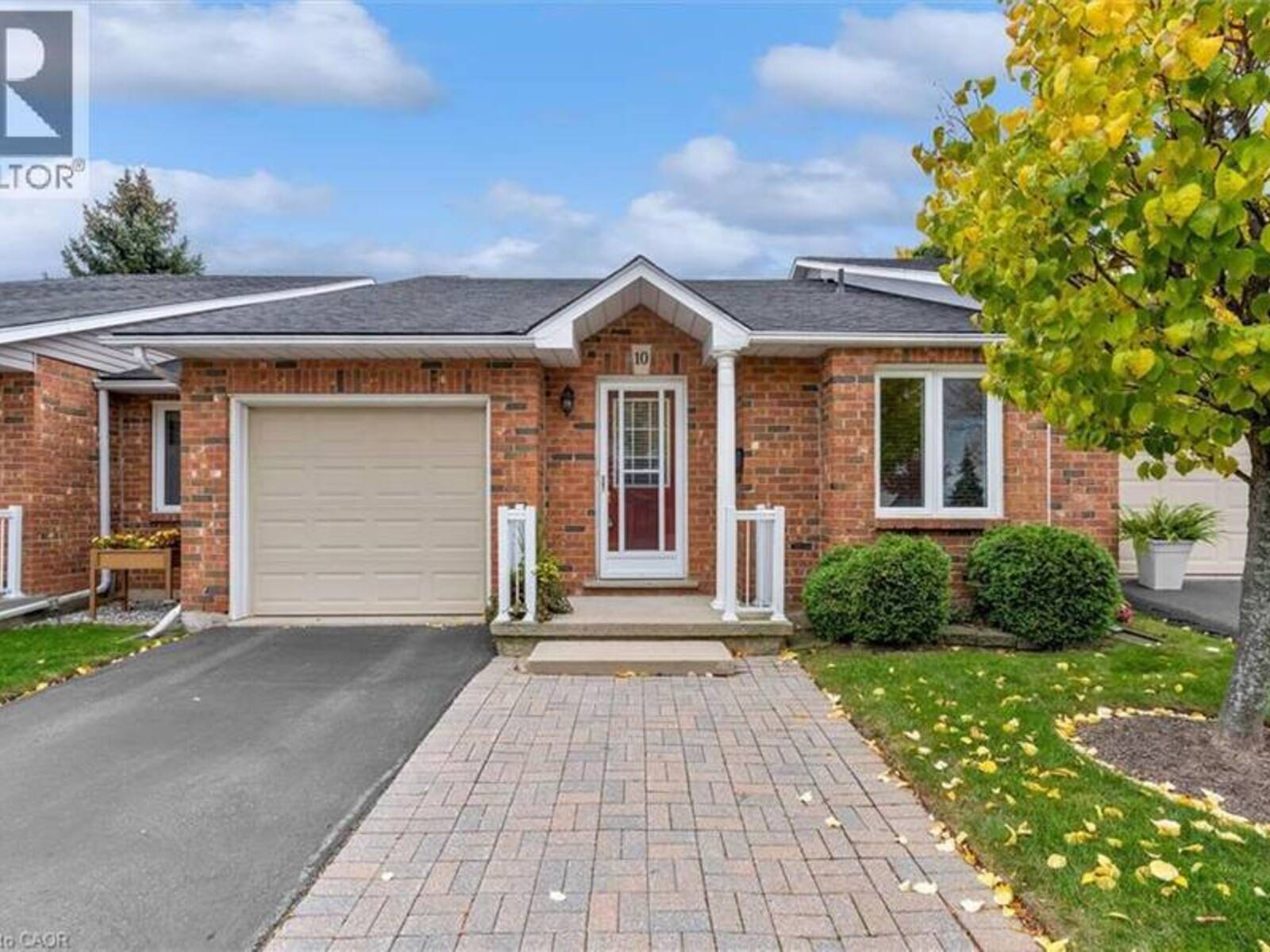 60 RICE Avenue Unit# 10, Hamilton, Ontario L9C 7S3