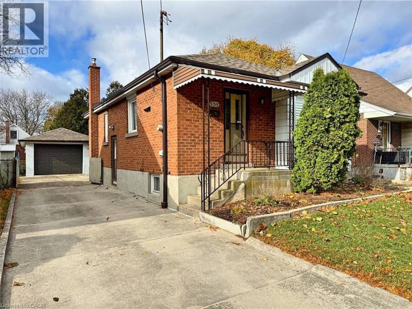 184 EAST 35TH Street, Hamilton, Ontario L8V 3Y2