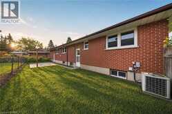 88 SUNNYLEA Crescent | Guelph Ontario | Slide Image Eighteen