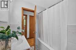 92 FOXBAR Road | Burlington Ontario | Slide Image Thirty-two