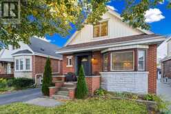 202 HUXLEY Avenue S | Hamilton Ontario | Slide Image Five