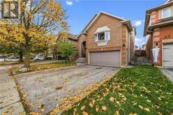 40 BROOKHURST Crescent | Waterdown Ontario | Slide Image Two