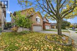 40 BROOKHURST Crescent | Waterdown Ontario | Slide Image Three