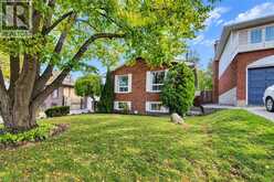 27 ALTO Drive | Hamilton Ontario | Slide Image Three