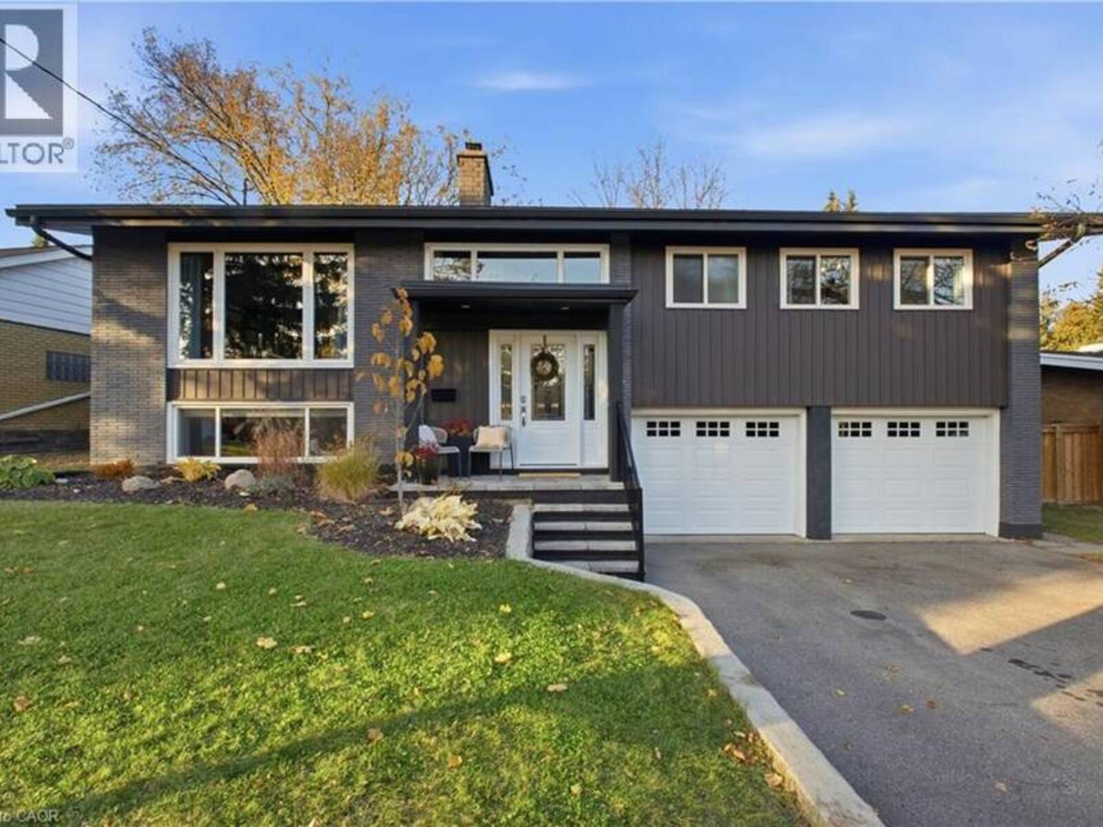 74 TANGLEWOOD Avenue, Kitchener, Ontario N2B 1S4