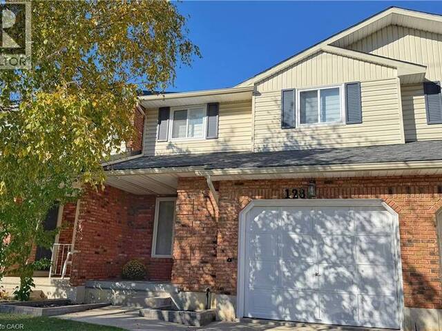 128 CEDAR Street Dunnville Ontario, N1A 3C7 - 3 Bedrooms Home For Sale